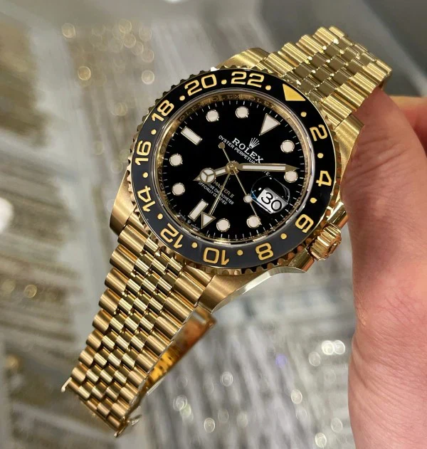ROLEX GMT MASTER II [BLACK / GOLDEN] 3009025
