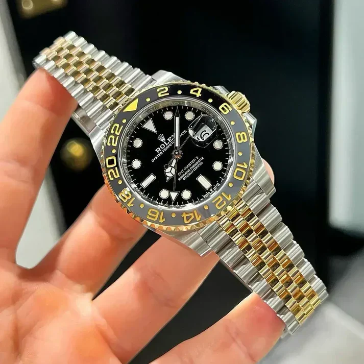 ROLEX GMT MASTER II [BLACK / GOLD / SILVER] 1809025