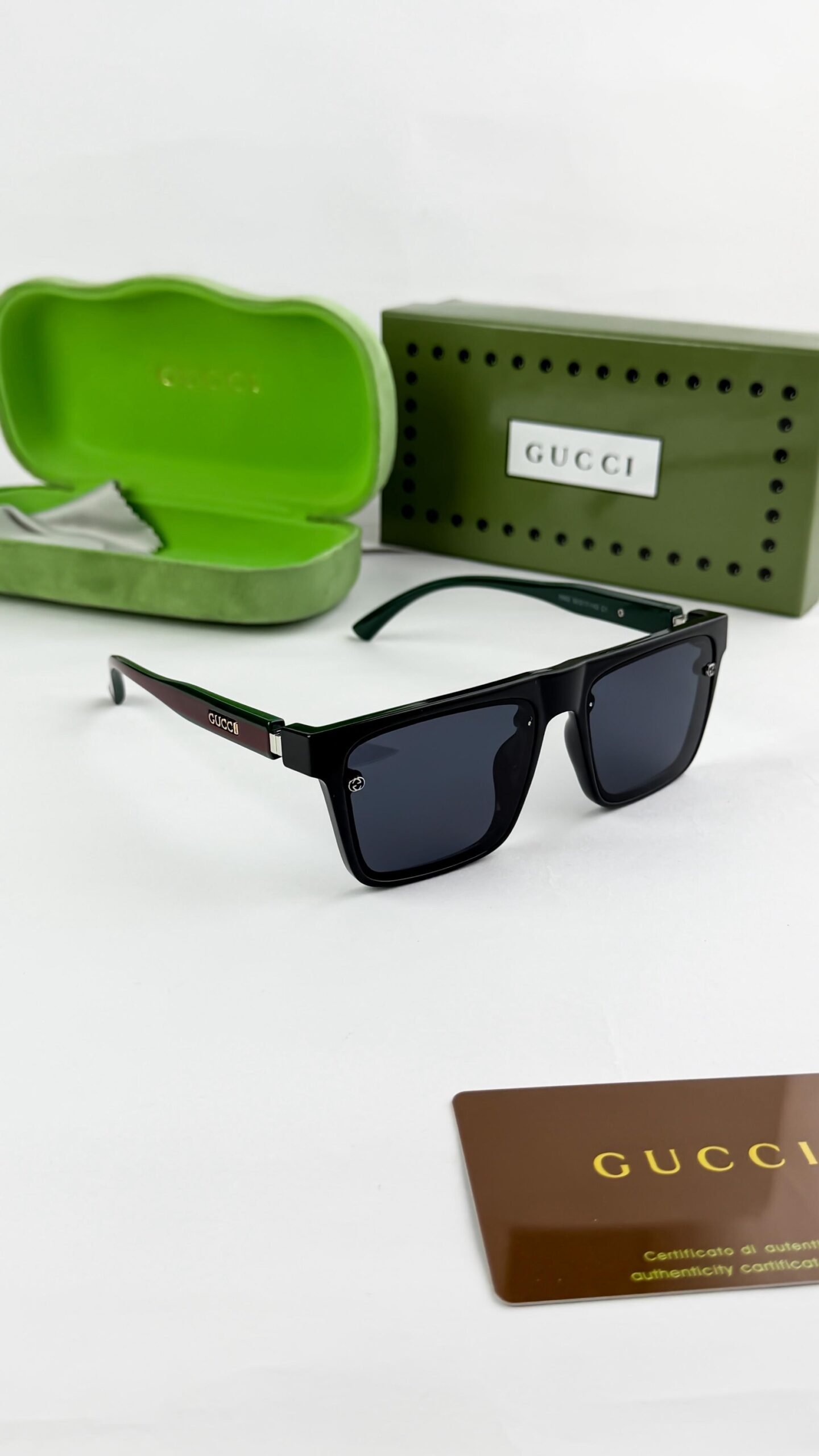 Gucci Black Green Side 8962 – Designer Sunglasses