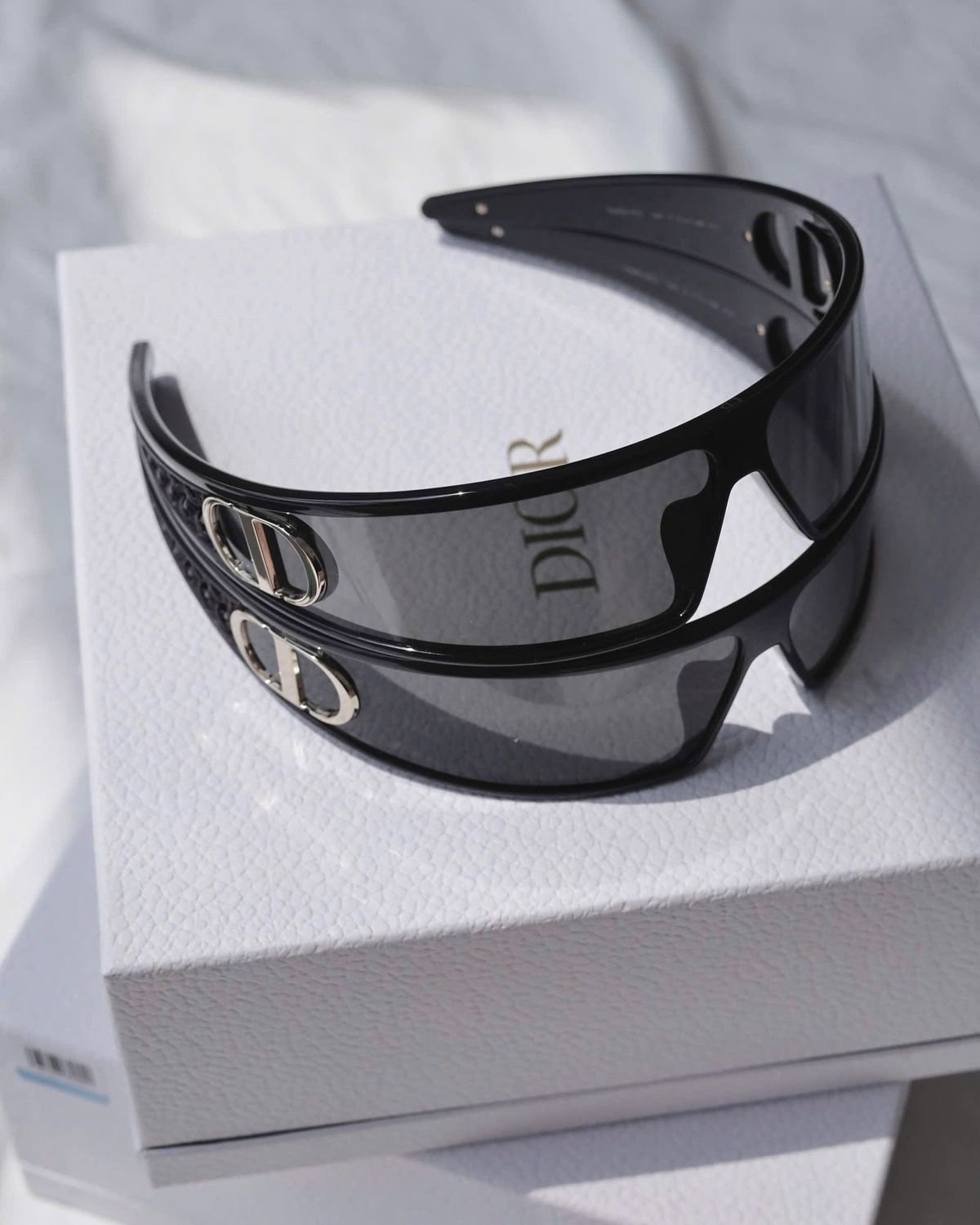 Dior Curve Black Sunglasses – Luxury Designer Eyewear