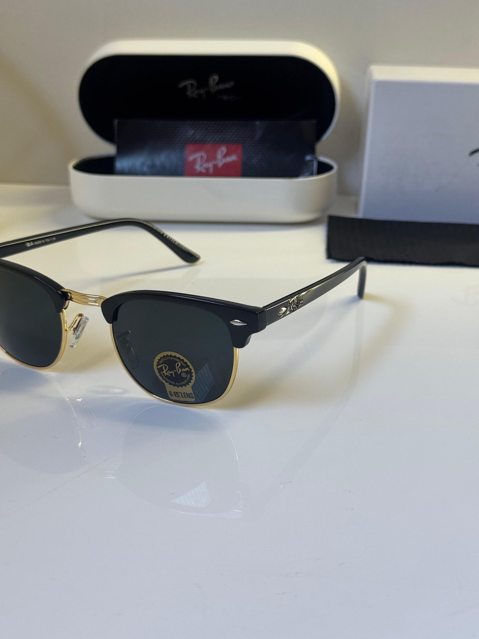 Rayban 3016 gold black clubmaster