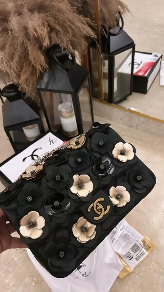 Chanel Camellia Flower Appliqué Bag – Luxurious Floral Statement Essential