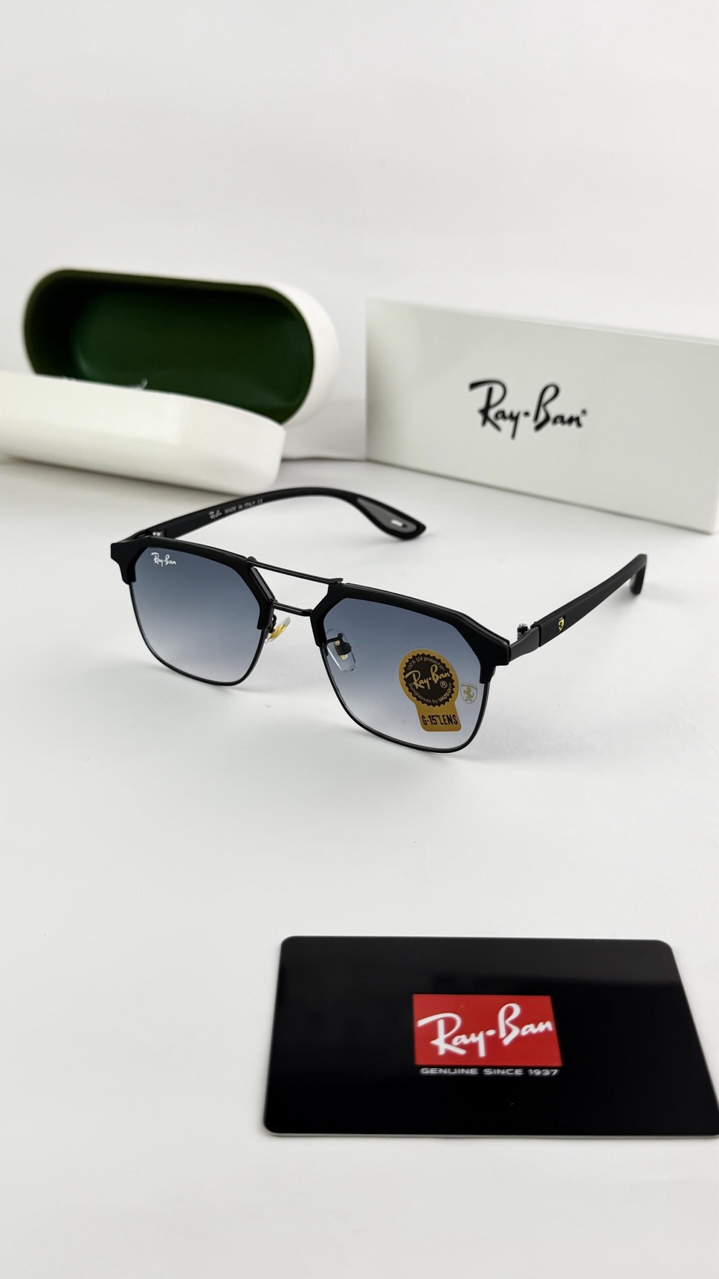 Ray-Ban Blue Shaded Sunglasses – Classic Designer Eyewear