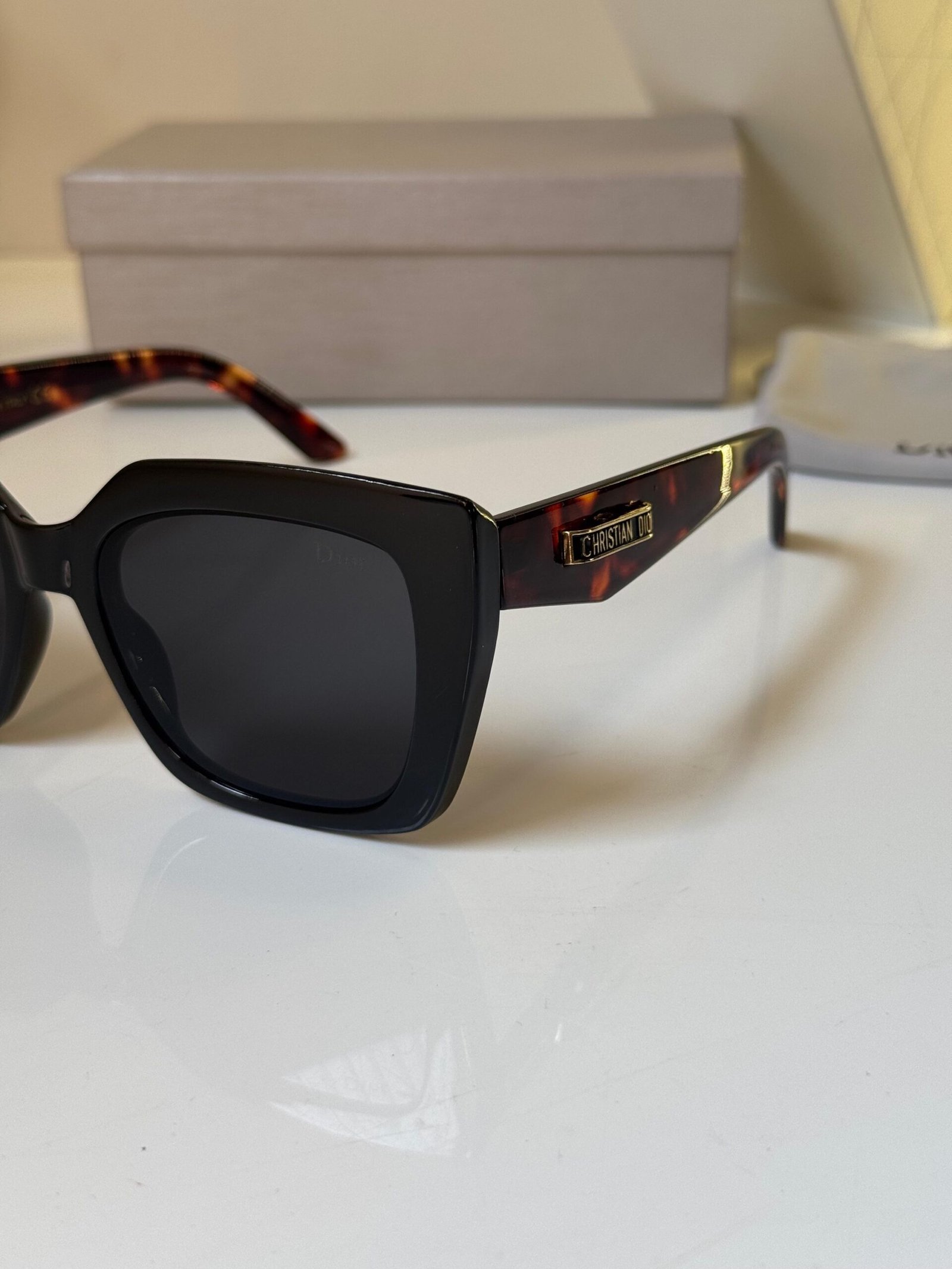 Dior Tiger Black Unisex Sunglasses – Luxury Designer Eyewear