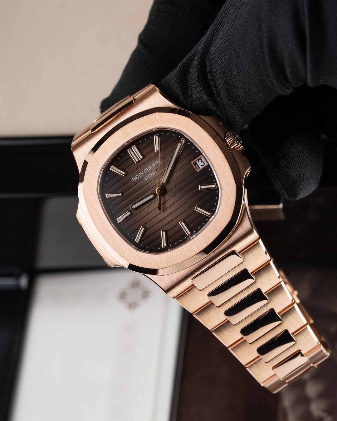 Patek Philippe Nautilus – Iconic Luxury Watch